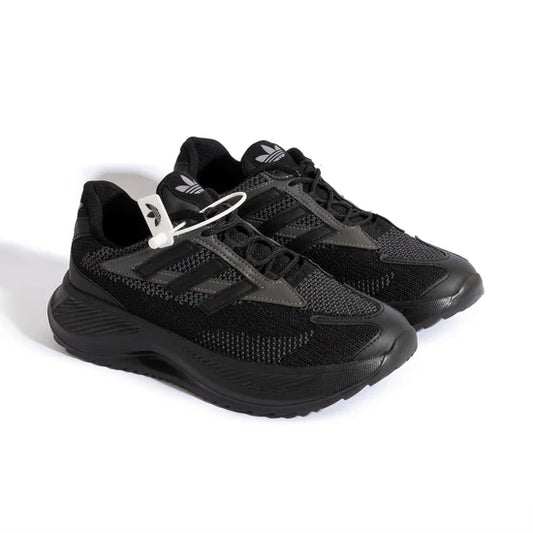 Mirror-Breathable Hard Black